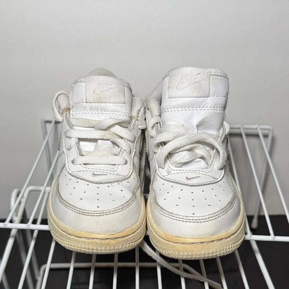 Nike Kids Air Force 1 Sneakers Size 10 Toddler Shoes